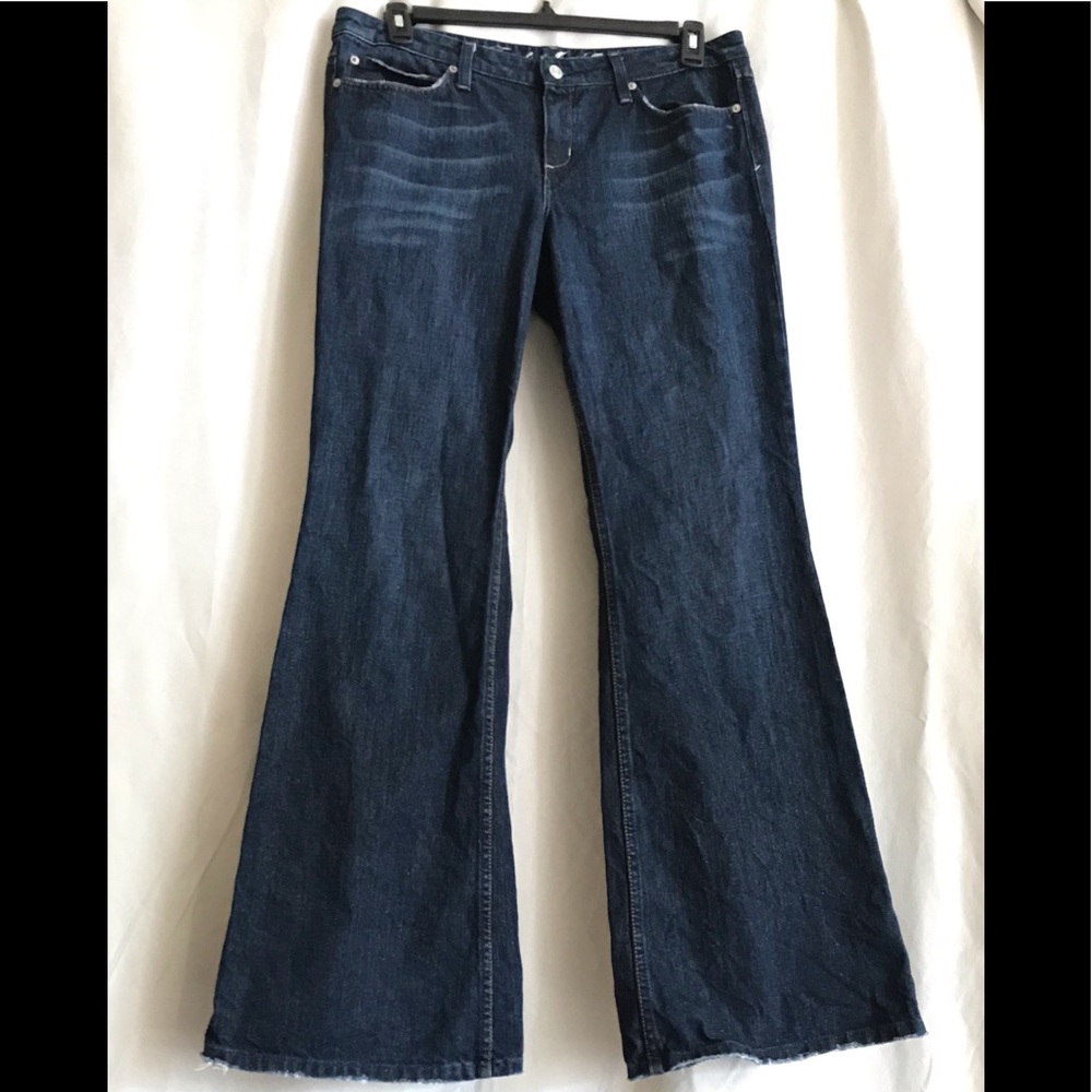 Juicy Couture The Frankie Jean NWOT